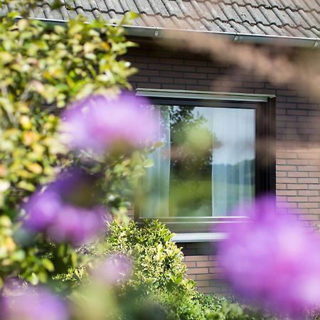 Ferienhaus "Sonne Im Gruenen" Lindern Buitenkant foto